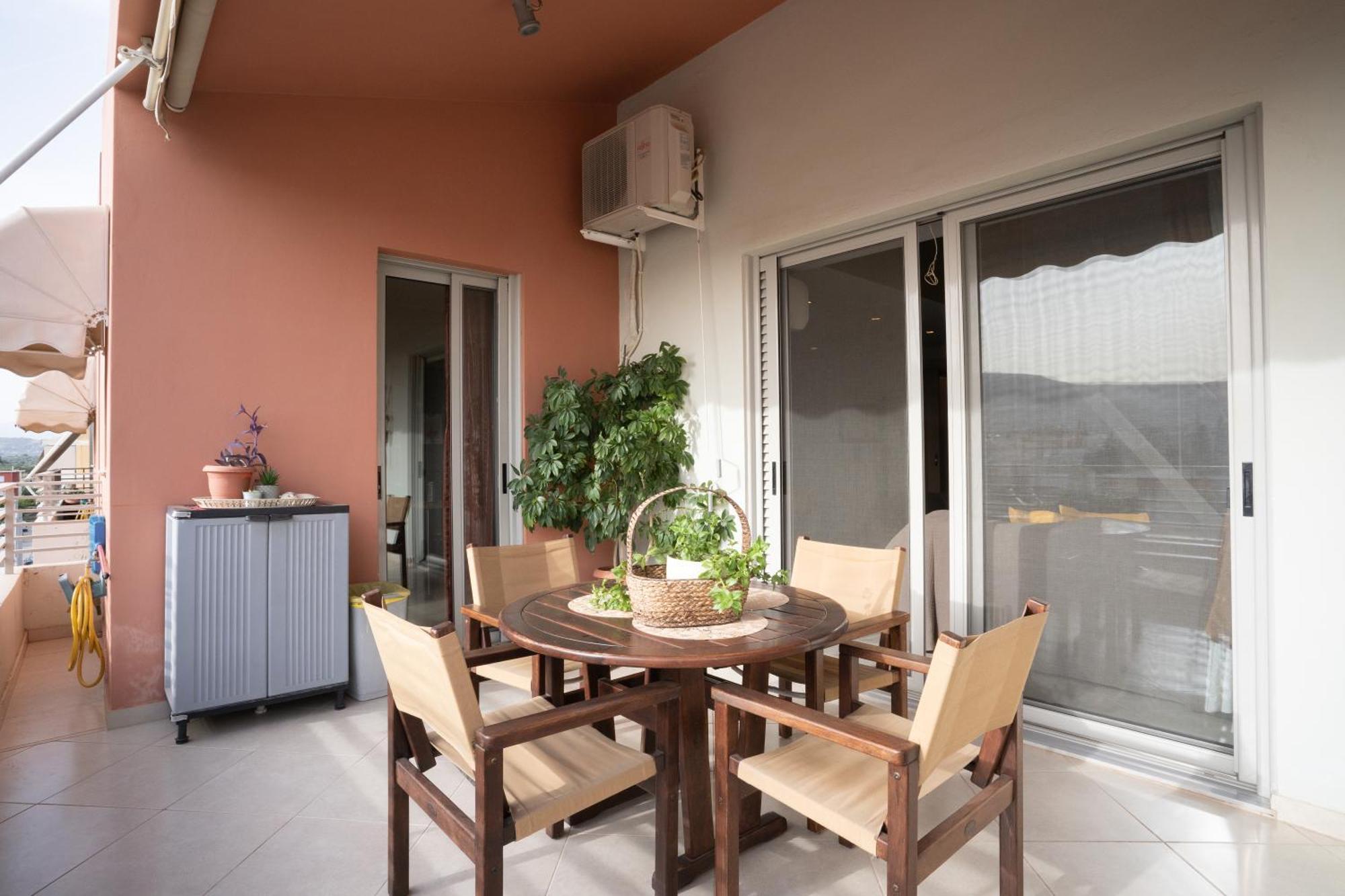 Maria'S Airport Apartment Koropion Exterior photo